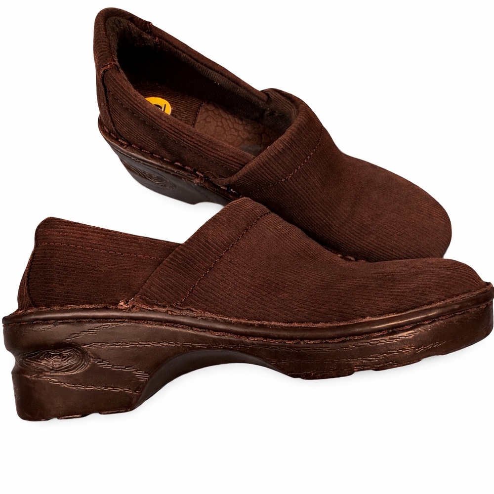BOC Born Concepts Leather Clogs Brown Size 9 New Womens sueded corduroys look